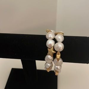 🛍️Freshwater Pearl and Gold Star Bracelets